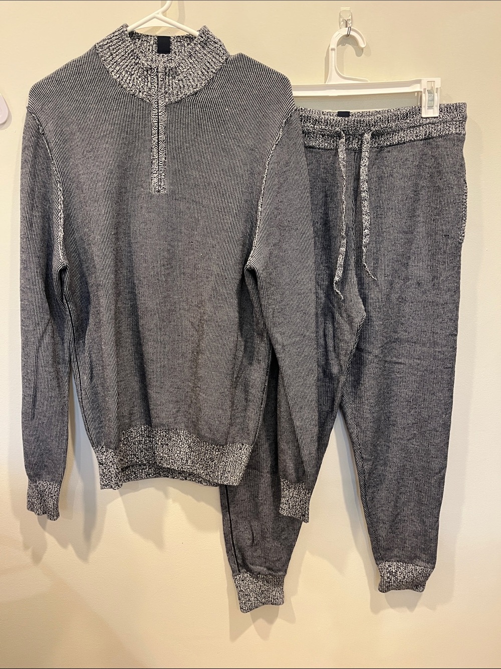 Tommy John: Cozy Gray Knit Pullover & Jogger Loungewear Set, men’s large